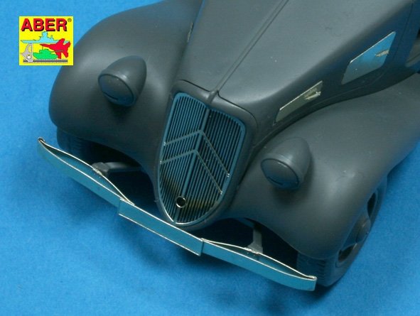 Aber 35231 Citroen Traction 11CV Staff Car 1/35 – image 4