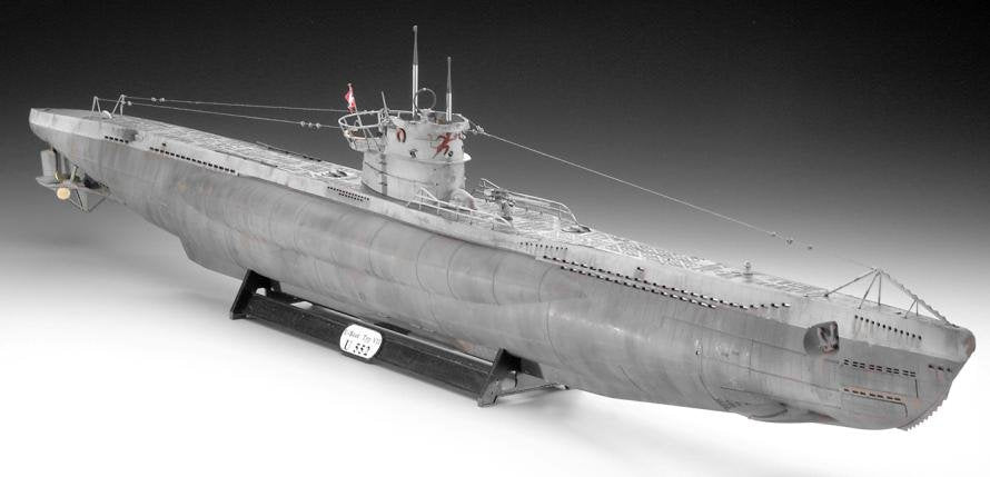 Revell 05015 German Submarine VII C Wolf Pack 1/72 – image 2
