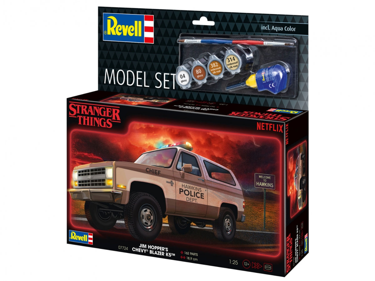 Revell 67724 &amp;#39;Stranger Things&amp;#39; Chevrolet K5 Blazer (Model Set) 1/25 – image 4