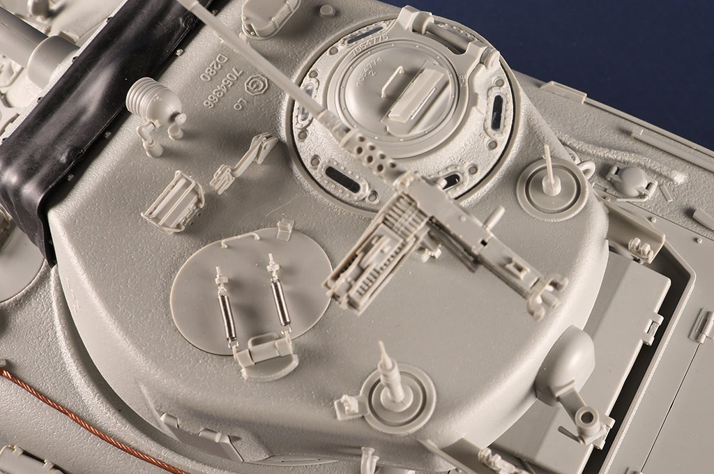 I Love Kit 61618 M4A1E8 Medium Tank 1/16 – Bild 7