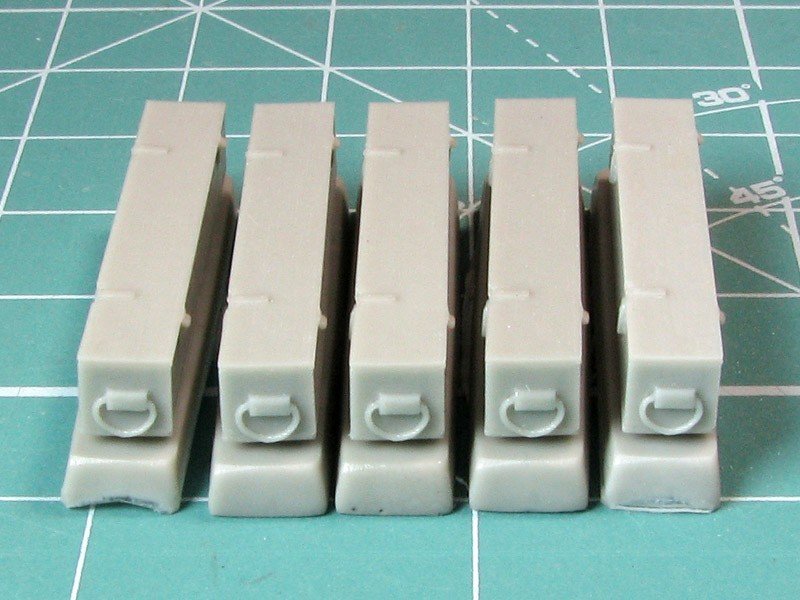 Eureka XXL E-006 Set of 5 ammo boxes 1/35 – image 3