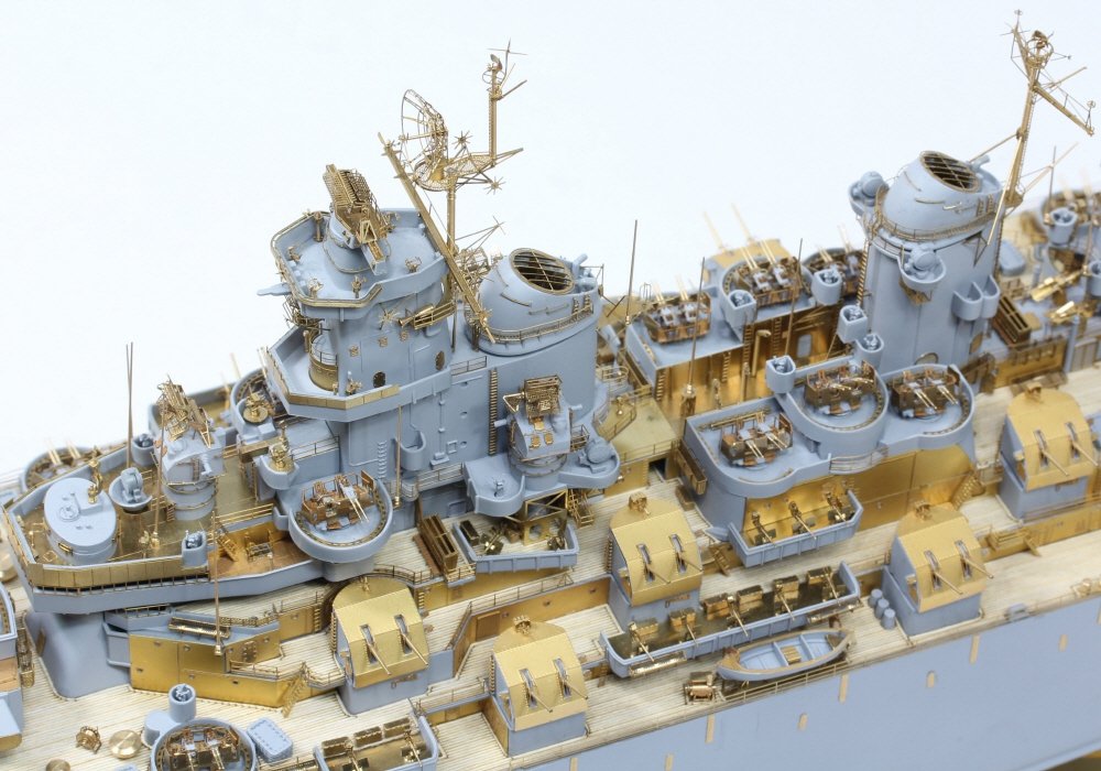 Pontos 35026FN USS BB-63 Missouri 1945 Detail Up Set (Teak tone stained wooden deck) 1/350 – image 7