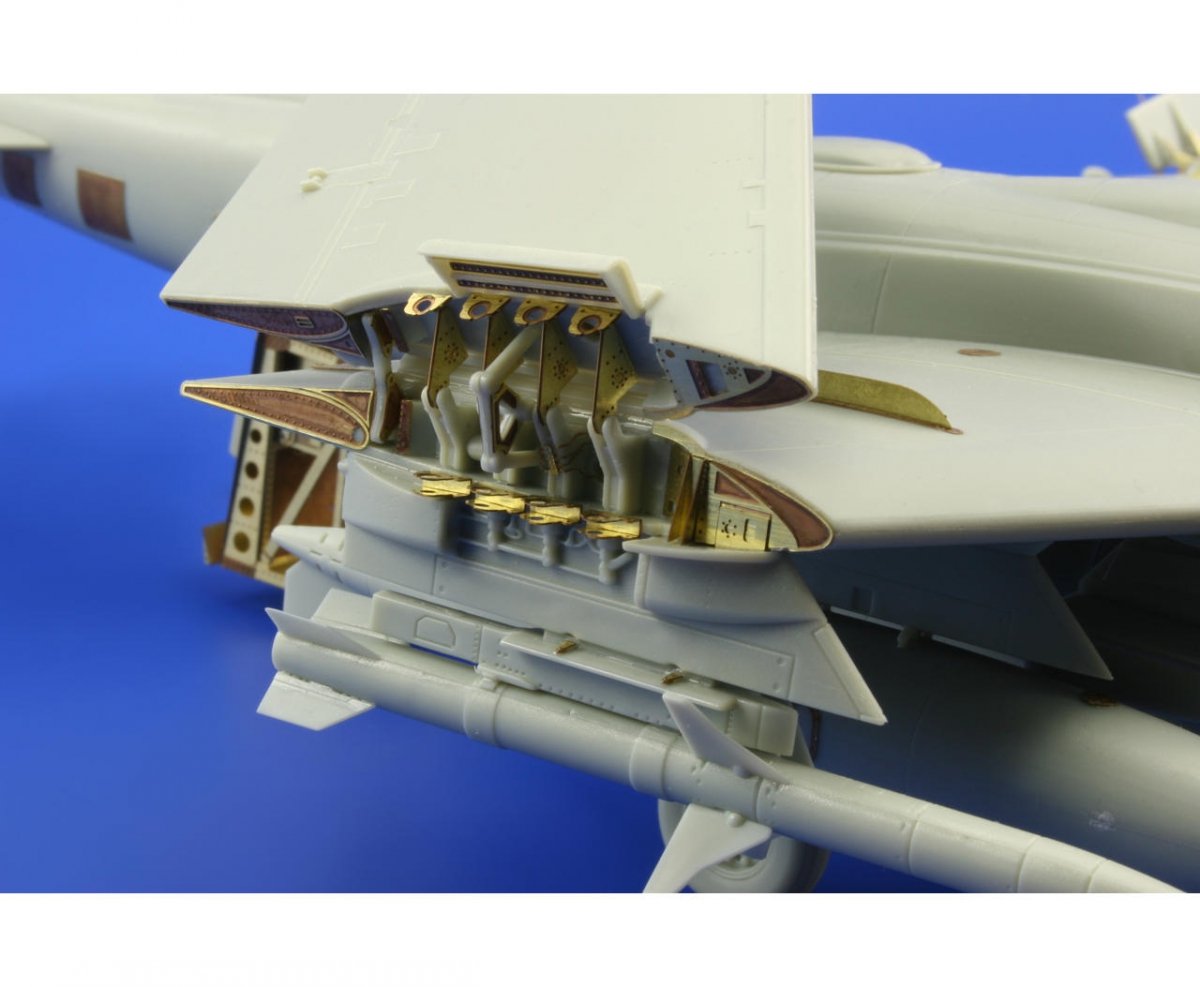 Eduard 48680 EA-6B wing fold 1/48 Kinetic – zdjęcie 2