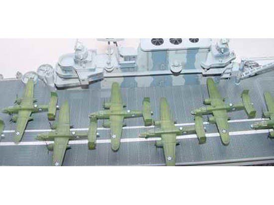 Trumpeter 05601 U.S. Aircraft Carrier CV-8 Hornet 1/350 – zdjęcie 8