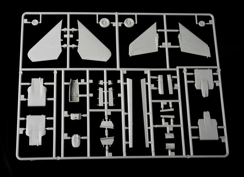 KA Models KP-72002A F-14A PLUS Tomcat &amp;quot;SantaCat&amp;quot; (ex Fujimi) 1/72 – zdjęcie 8