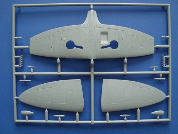 Kovozavody Prostejov KPM0124 Spitfire Mk.Vc Allied Fighters 1/72 – image 5