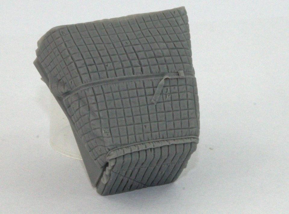 Panzer Art RE35-252 Studebacker engine deck with winter canvas 1/35 – zdjęcie 2