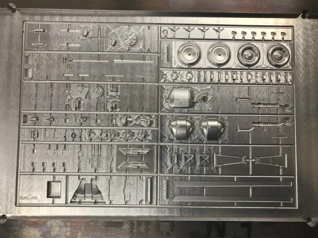 Infinity Models INF3201 SB2C-4 Helldiver 1/32 – zdjęcie 9