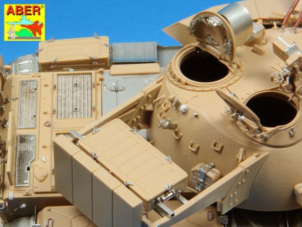 Aber 35253 Iraqi Medium Tank T-55 ENIGMA - vol.1 - basic set 1/35 – immagine 11