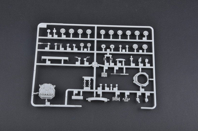 Trumpeter 07102 British Warrior Tracked Mechanized Combat Vehicle up-armored (1/72) – image 5
