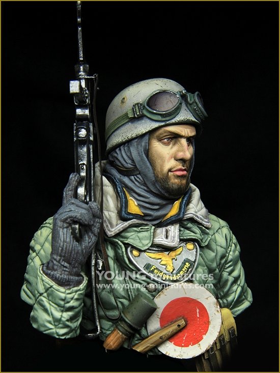 Young Miniatures YM1874 German Fallschirmjäger Eastfront 1943 1/10 – zdjęcie 8