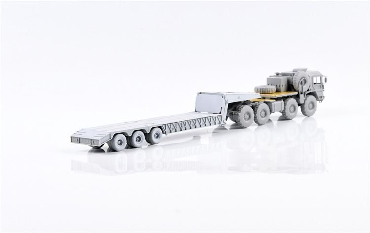 Modelcollect UA72341 German MAN KAT1M1014 8*8 HIGH-Mobility off-road truck with M870A1 semi-trailer 1/72 – image 6