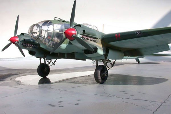 Revell 04696 Heinkel He 111 P (Battle of Britain) 1/32 – zdjęcie 9
