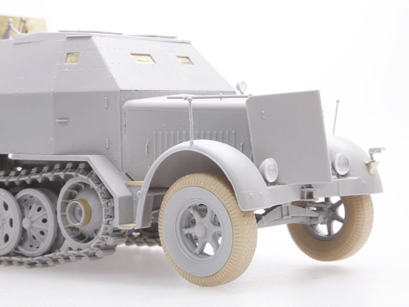 Dragon 6553 3.7cm FlaK 43 auf Sd.Kfz.7/2 1/35 – zdjęcie 5