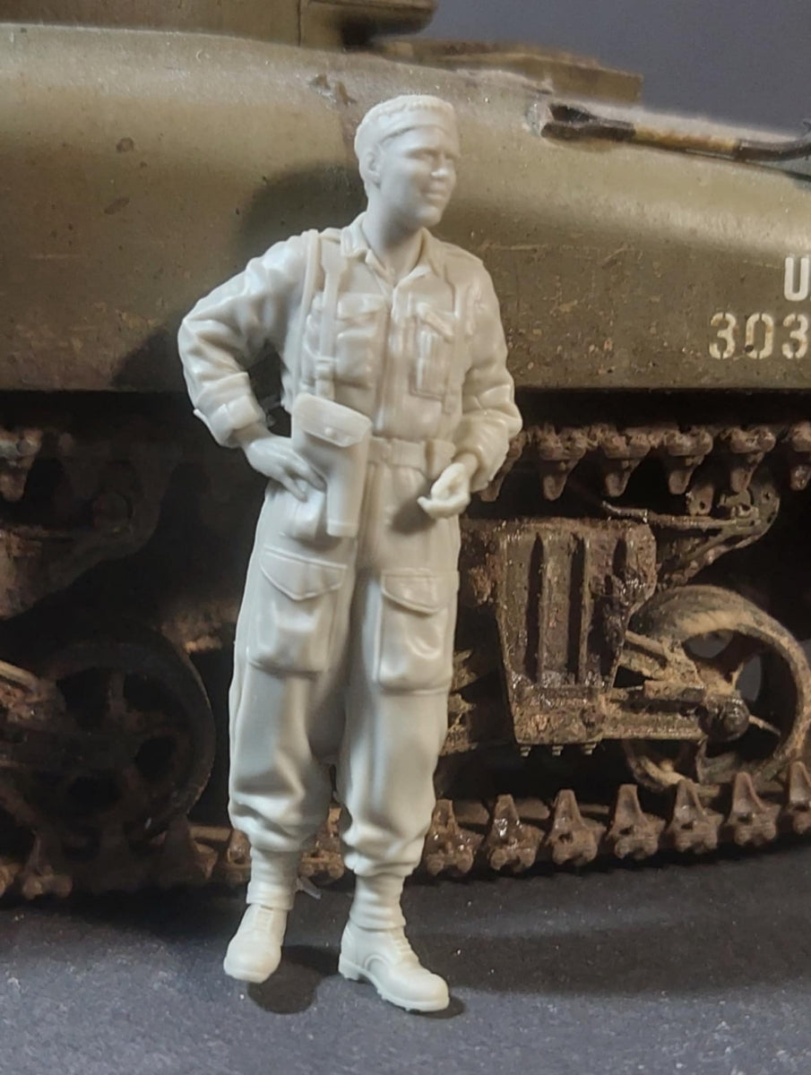 Panzer Art FI35-235 British tanker coverall at rest No1 1/35 – image 3