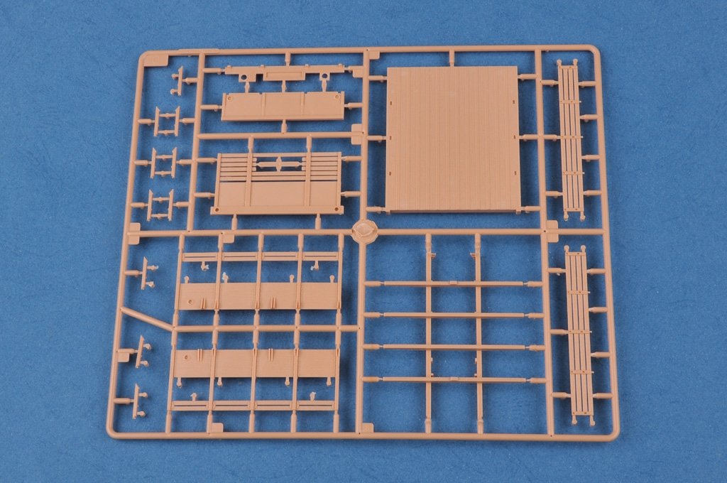 Hobby Boss 83832 US GMC CCKW-352 Wood Cargo Truck – image 5