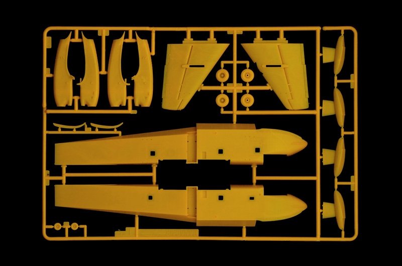 Italeri 1362 CANADAIR CL-415 1/72 – zdjęcie 3