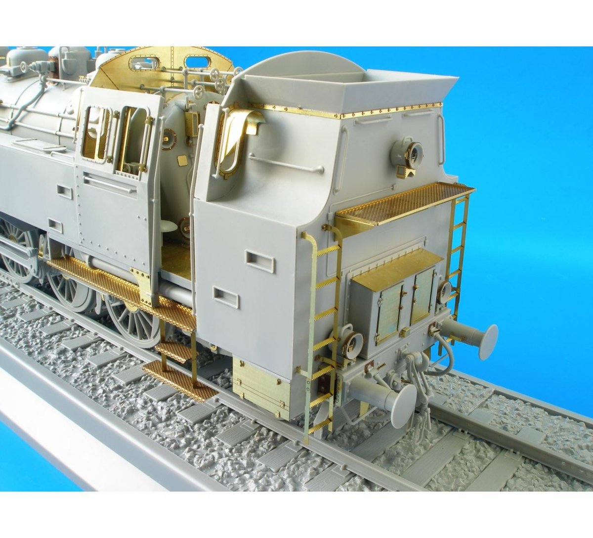 Eduard 36174 BR 86 exterior 1/35 Trumpeter – zdjęcie 3