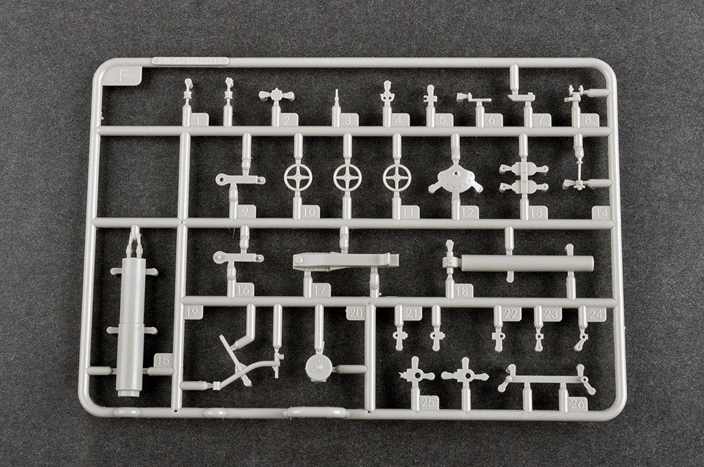 Trumpeter 09585 E-100 Flakpanzer w/12.8cm Flak 40 1/35 – image 17