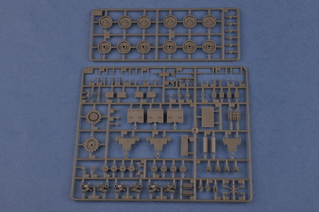 Hobby Boss 83871 IDF APC Nagmachon 1/35 – zdjęcie 8