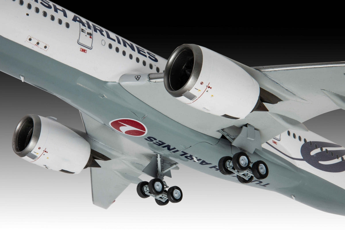 Revell 03773 Airbus A350-900 - Turkish Airlines 1/144 – image 2