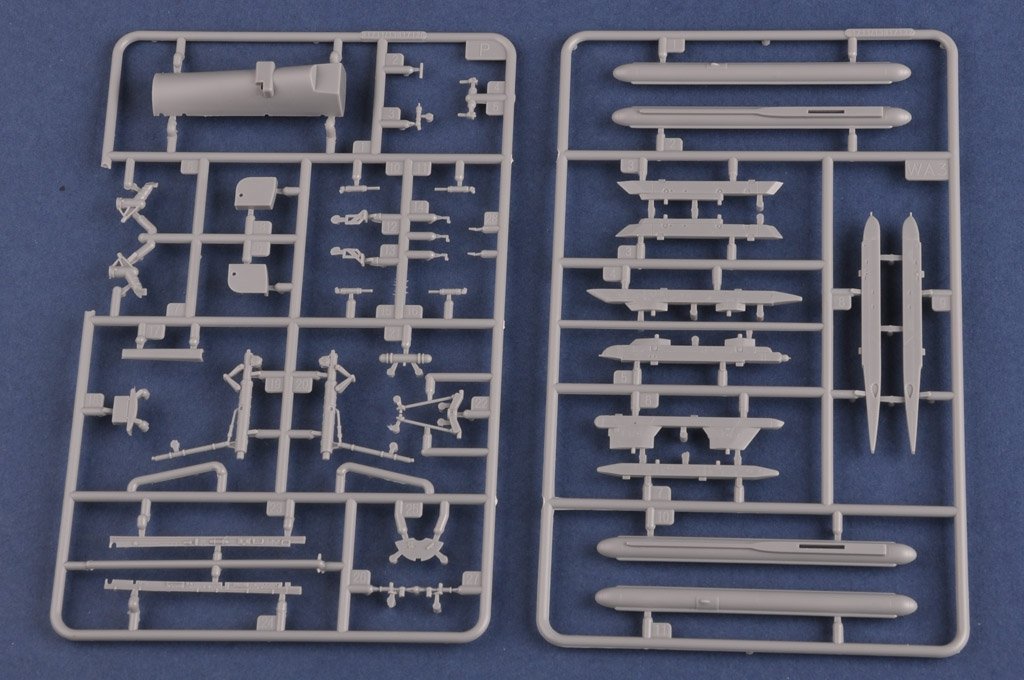 Hobby Boss 81713 Su-27UB Flanker C 1/48 – image 12