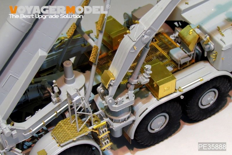 Voyager Model PE35888 Modern Russian 9P113 TEL w/9M21 rocket Basic for TRUMPETER 1/35 – zdjęcie 12