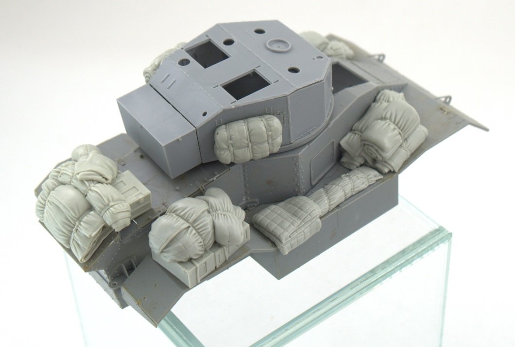 Panzer Art RE35-725 AEC Mk.III Stowage set 1/35 – image 4