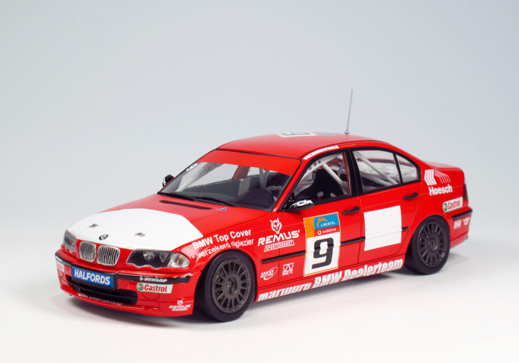 NuNu PN24007 BMW 320i E46 DTCC 2001 Winner 1/24 – image 2