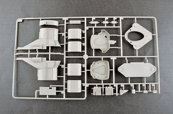 Trumpeter 03714 German Battleship Gneisenau 1/200 – image 9