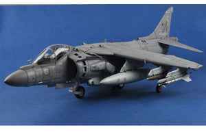 I Love Kit 60027 AV-8B Harrier Readybuilt &amp;amp; Painted 1/18 – image 2