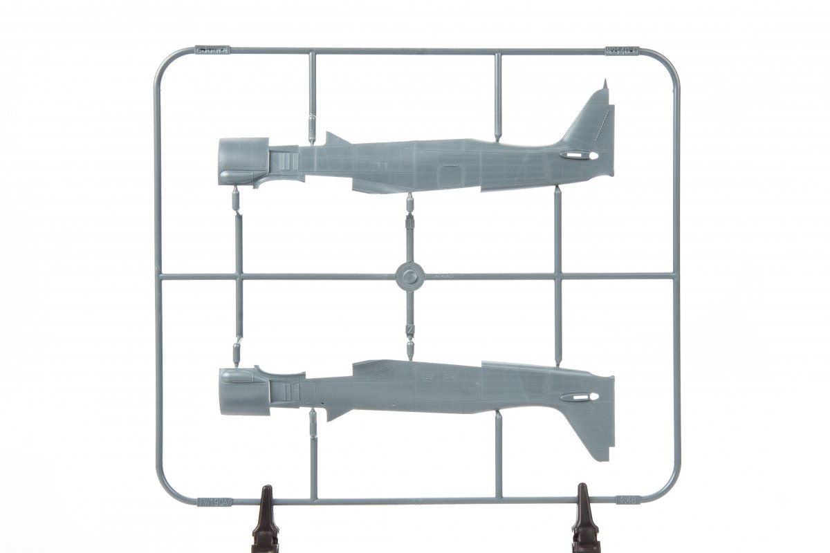 Eduard 84117 Fw 190A-4 w/ engine flaps &amp;amp; 2-gun wings 1/48 – zdjęcie 11