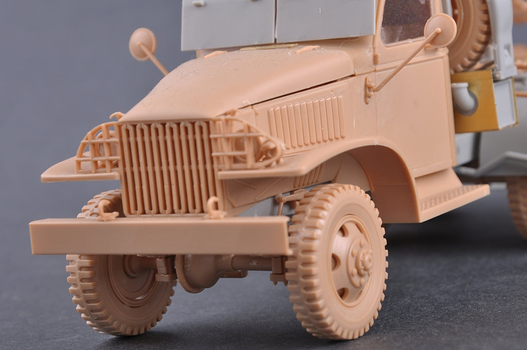 Hobby Boss 84572 GAZ-AAA with BM13/16 Katyusha 1/35 – zdjęcie 5