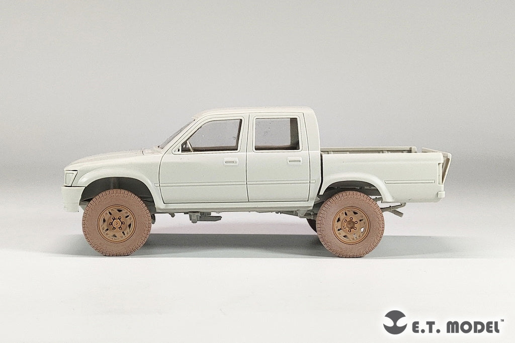 ET Model P35-163 PICK UP Truck Sagged Wheels Type.2 1/35 – image 10