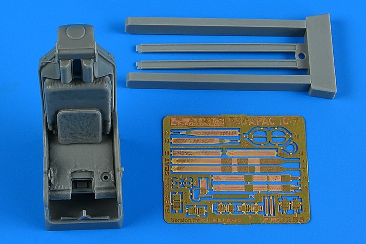 Aires 2255 Escapac IC-7 ejection seat 1/32