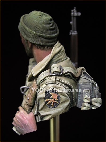 Young Miniatures YM1841 US Paratrooper WWII 17th Airbone Division 1/10 – image 4