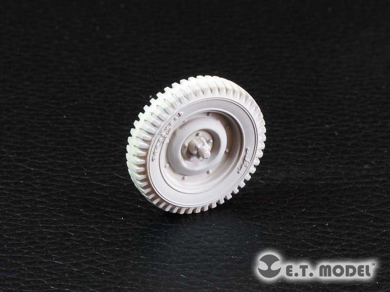 E.T. Model ER35-044 WWII U.S. Willys MB Jeep Weighted Road Wheels 1/35 – zdjęcie 2