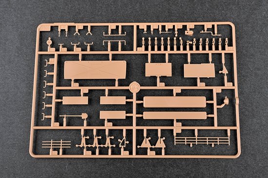 Trumpeter 09538 Sd.Kfz.8 (DB9)Half-Track Artillery Tractor 1/35 – zdjęcie 9