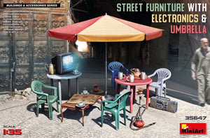 MiniArt 35647 MOBILIER DE RUE AVEC ÉLECTRONIQUE ET PARAPLUIE 1/35