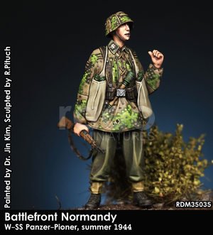 RADO Miniatures RDM35035 W-SS Panzer-Pioner, summer 1944 1/35