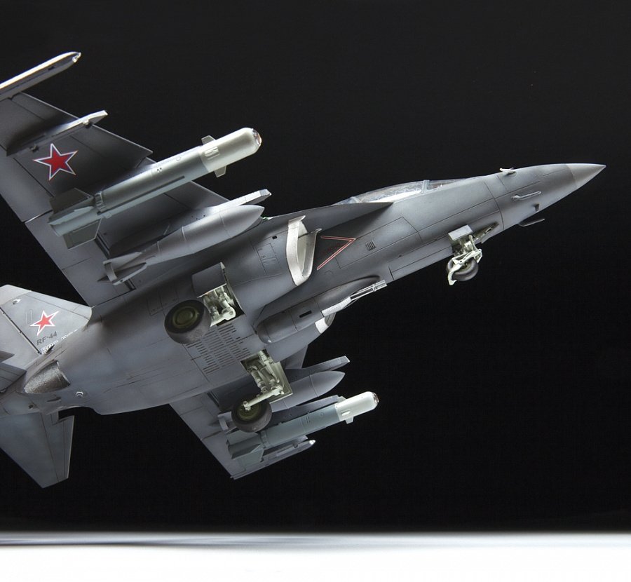Zvezda 4818 YAK-130 &amp;quot;MITTEN&amp;quot; 1/48 – image 7