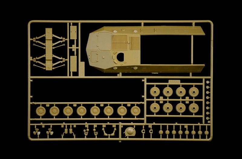 Italeri 6588 LAV-AT 1/35 – image 5