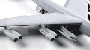 Modelcollect UA72200 B-52H U.S. Stratofortress strategic Bomber 1/72 – zdjęcie 15