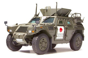 Tamiya 35275 JGSDF Light Armored Vehicle Iraq Humanitarian Assistance Team 1/35 – zdjęcie 4