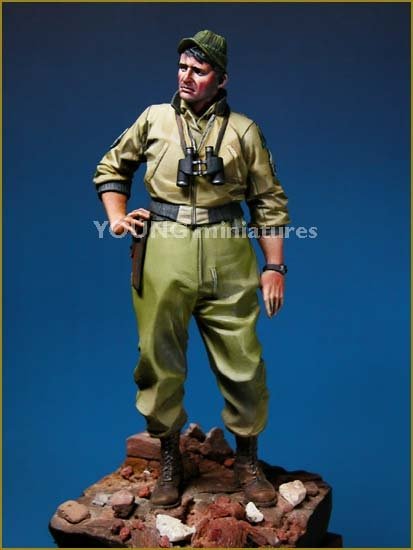 Young Miniatures YM9002 US TANK CREW WWII 90mm – image 3