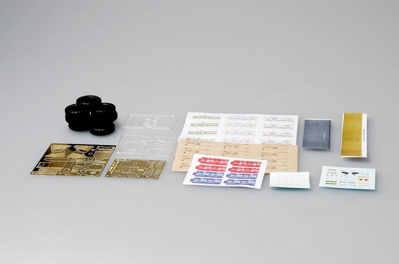 Trumpeter 00395 M1127 Stryker Reconnaissance Vehicle (RV) 1/35 – zdjęcie 4