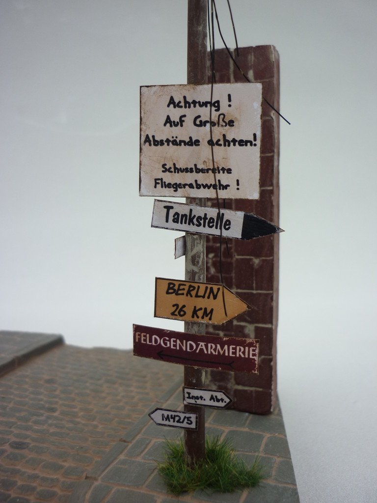 RT-Diorama 35197 Diorama-Base: &amp;quot;Street Corner&amp;quot; 1/35 – zdjęcie 9