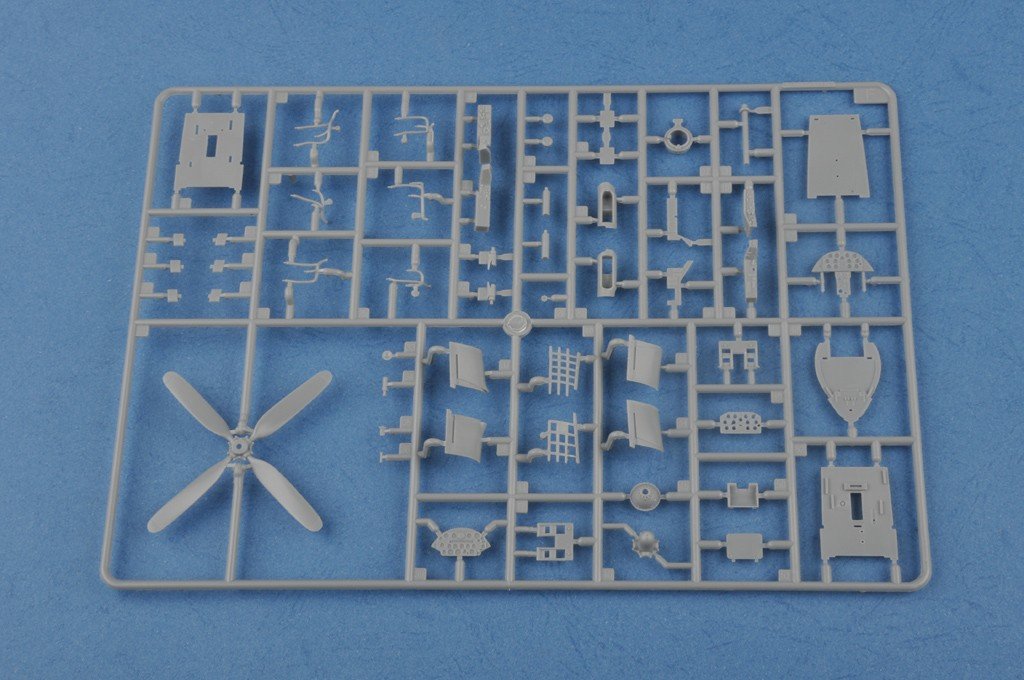Hobby Boss 80388 F4U-4B Corsair 1/48 – zdjęcie 8