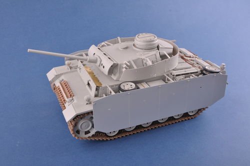 Heller 30321 Pz.Kpfw.III Ausf.J (5cm KwK 38 L/42), Ausf.J (5cm KwK 39 L/60), Ausf.L, Ausf.M 1/16 – zdjęcie 3