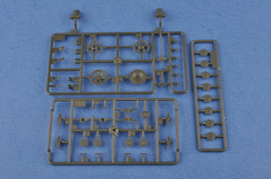 Hobby Boss 82495 Soviet T-26 Light Infantry Tank Mod.1933 1/35 – image 8